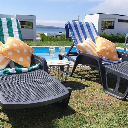 Modern 4 Double Bedroom Villa With Pool / Garden Valdoviño Dış mekan fotoğraf
