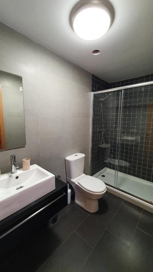 Modern 4 Double Bedroom Villa With Pool / Garden Valdoviño Dış mekan fotoğraf